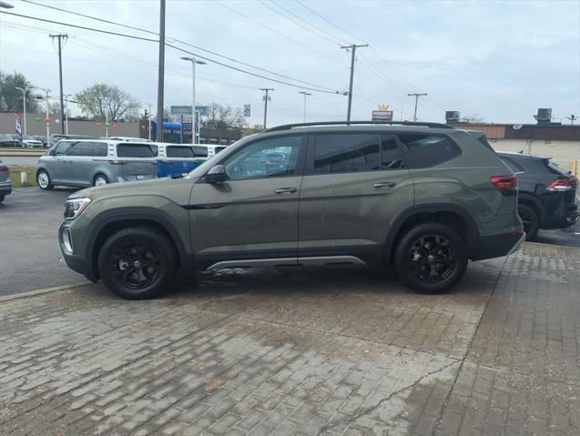 new 2025 Volkswagen Atlas car, priced at $45,404