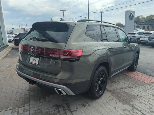 new 2025 Volkswagen Atlas car, priced at $45,404