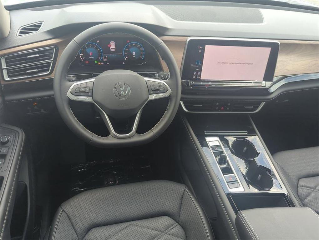 new 2025 Volkswagen Atlas car, priced at $43,573