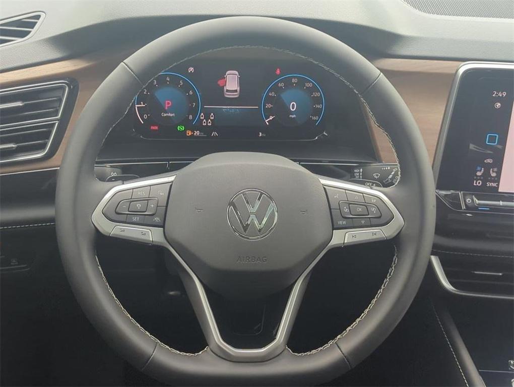 new 2025 Volkswagen Atlas car, priced at $43,573
