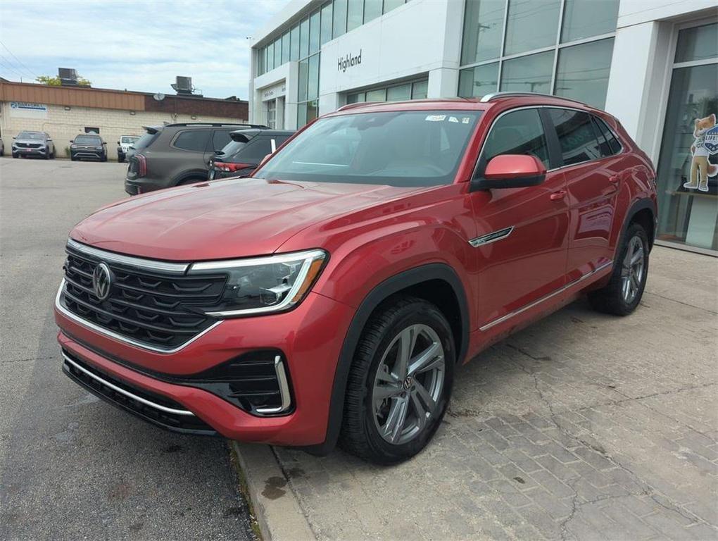 new 2024 Volkswagen Atlas Cross Sport car, priced at $46,445