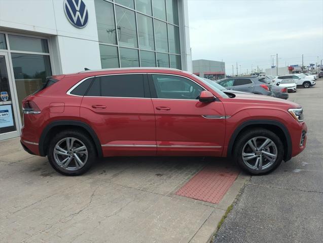 new 2024 Volkswagen Atlas Cross Sport car, priced at $46,945