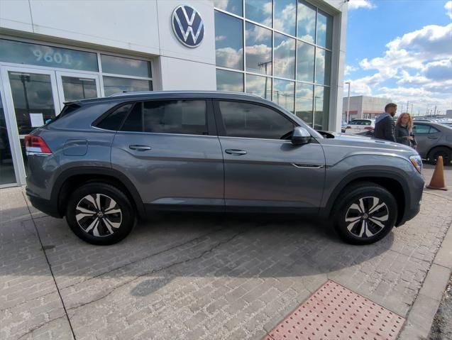 used 2024 Volkswagen Atlas Cross Sport car, priced at $31,990