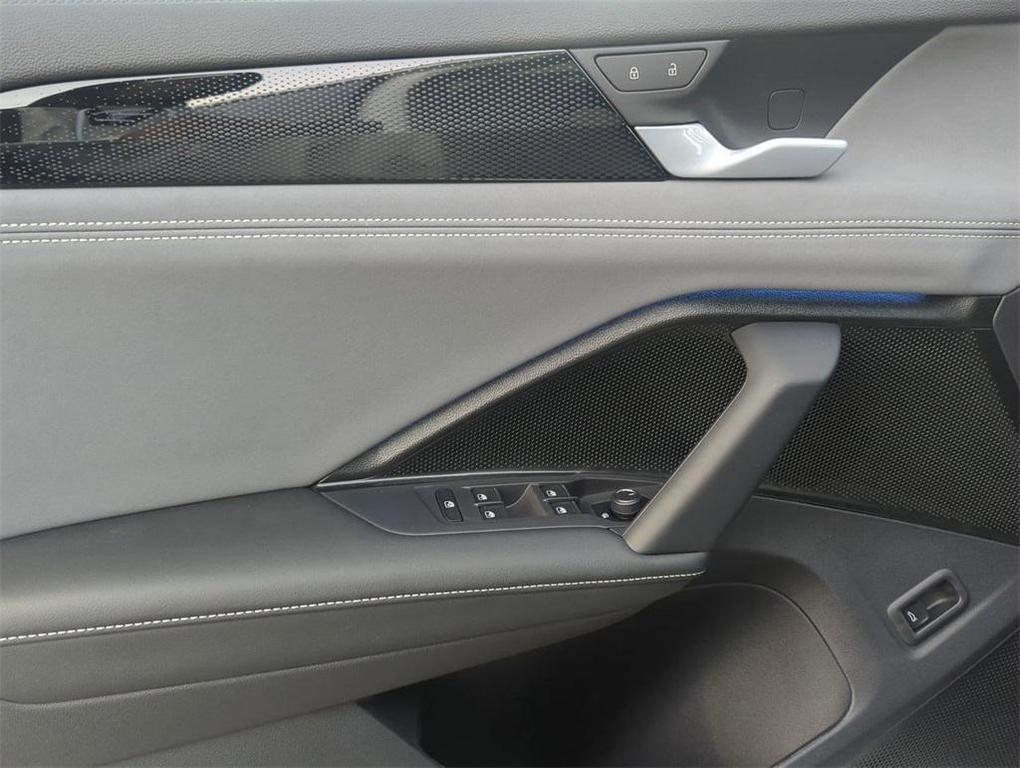 new 2026 Volkswagen Tiguan car, priced at $41,181