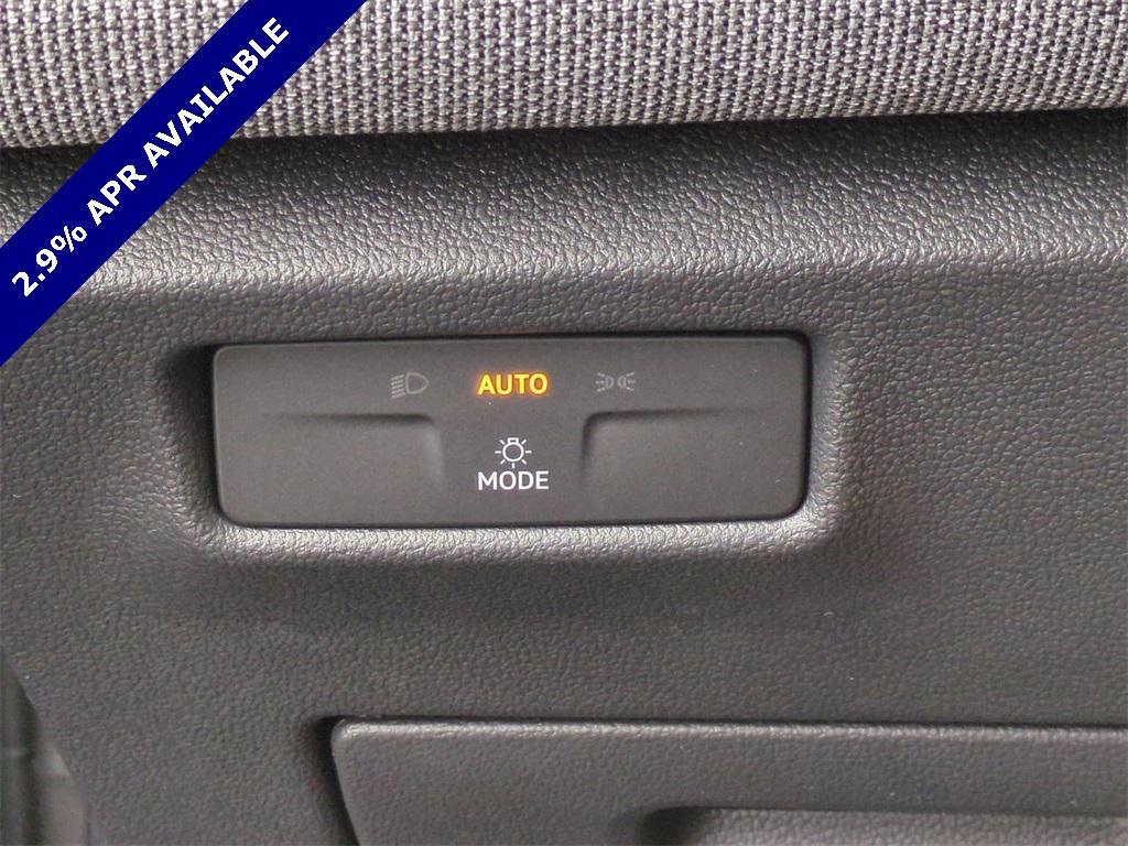 new 2025 Volkswagen Tiguan car, priced at $31,203