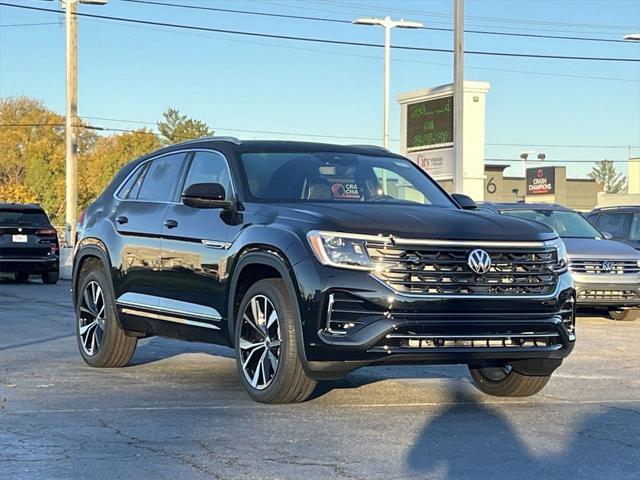 new 2025 Volkswagen Atlas Cross Sport car, priced at $52,518