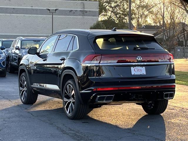 new 2025 Volkswagen Atlas Cross Sport car, priced at $52,518