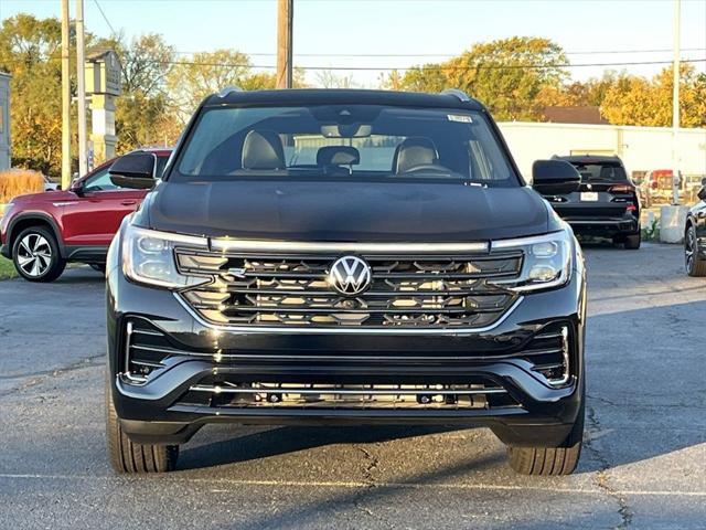 new 2025 Volkswagen Atlas Cross Sport car, priced at $52,518