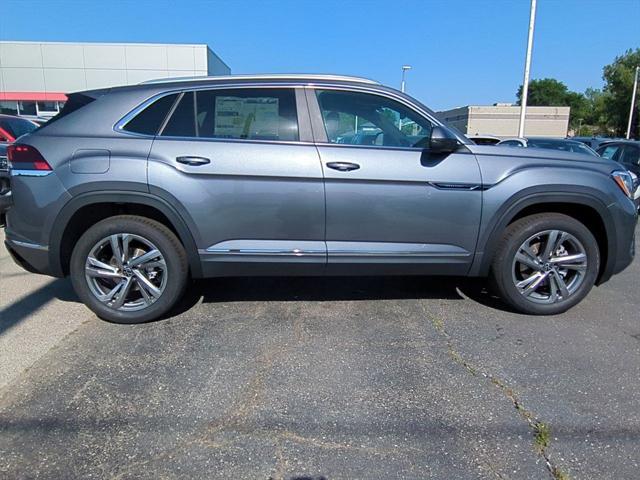 new 2024 Volkswagen Atlas Cross Sport car, priced at $47,537