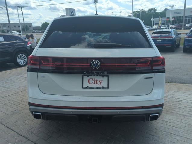 new 2025 Volkswagen Atlas car, priced at $44,258
