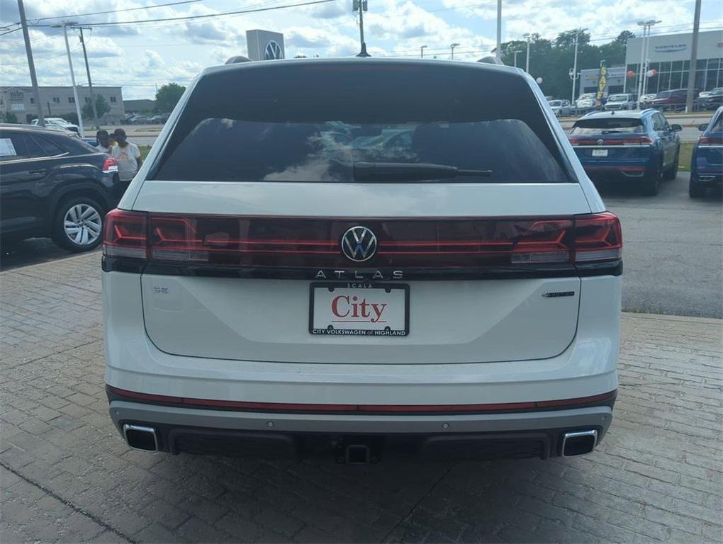 new 2025 Volkswagen Atlas car, priced at $44,258