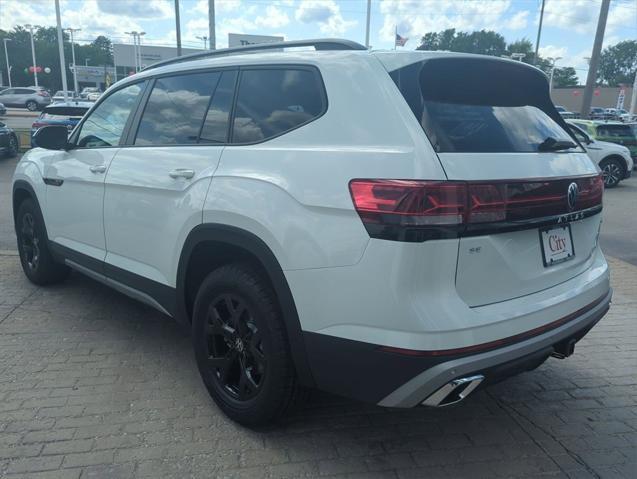 new 2025 Volkswagen Atlas car, priced at $44,258