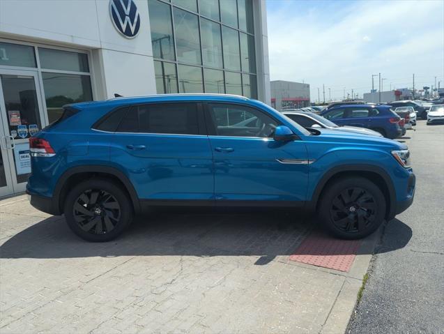new 2025 Volkswagen Atlas Cross Sport car, priced at $43,071