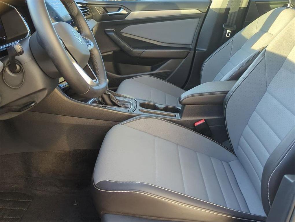 used 2025 Volkswagen Jetta car, priced at $21,600