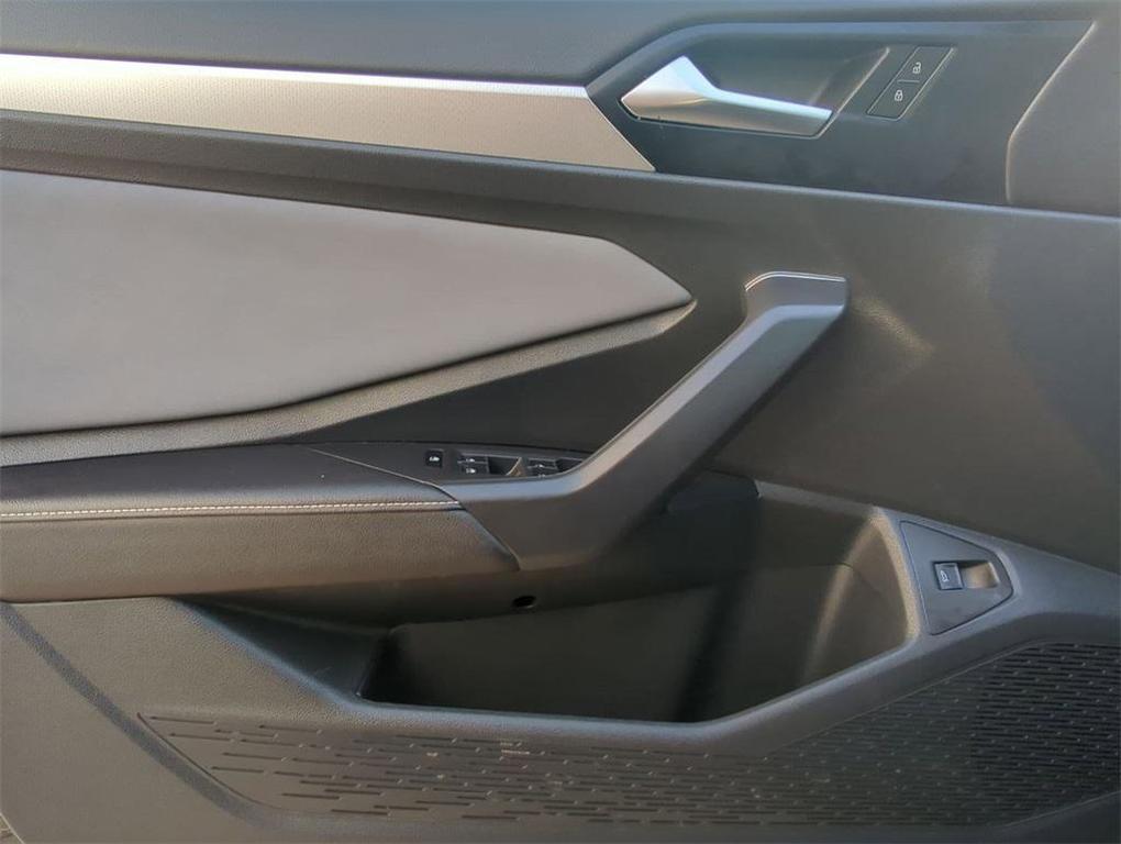 used 2025 Volkswagen Jetta car, priced at $21,600