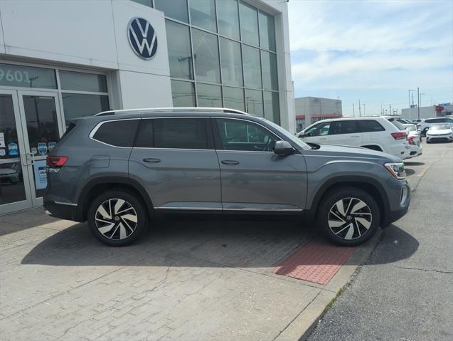 new 2025 Volkswagen Atlas car, priced at $47,670