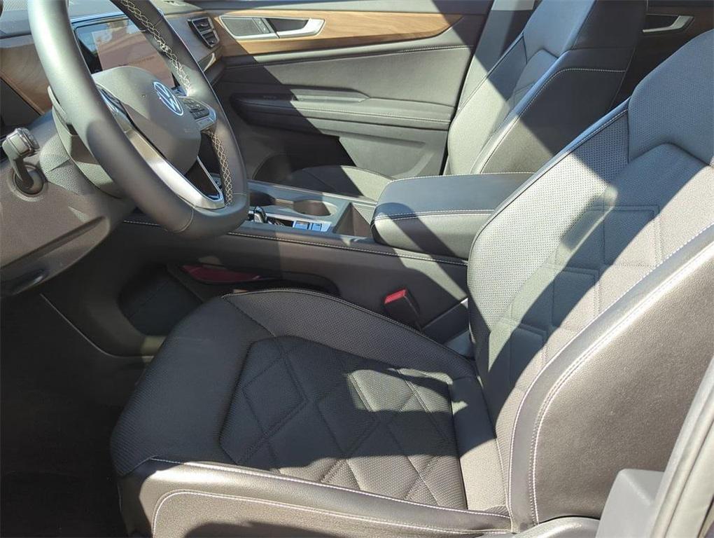 used 2024 Volkswagen Atlas car, priced at $29,995