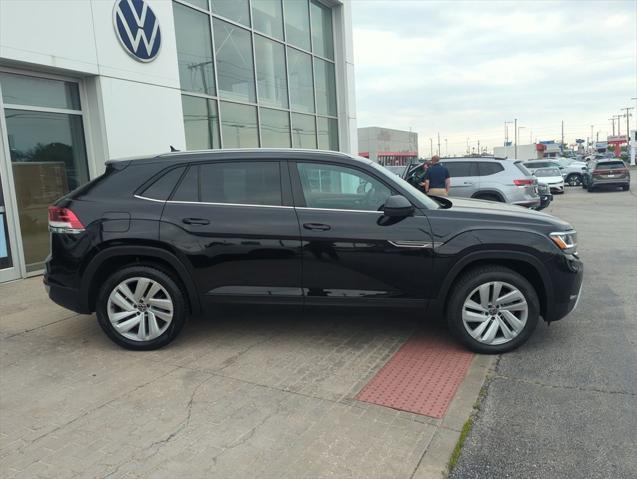 used 2022 Volkswagen Atlas Cross Sport car, priced at $29,000