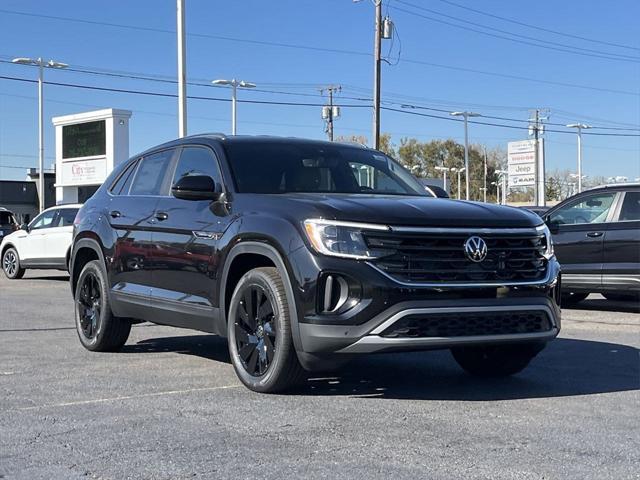 new 2024 Volkswagen Atlas Cross Sport car, priced at $40,372