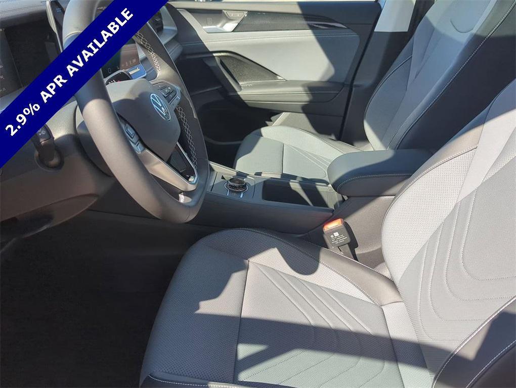 new 2025 Volkswagen Tiguan car, priced at $35,270