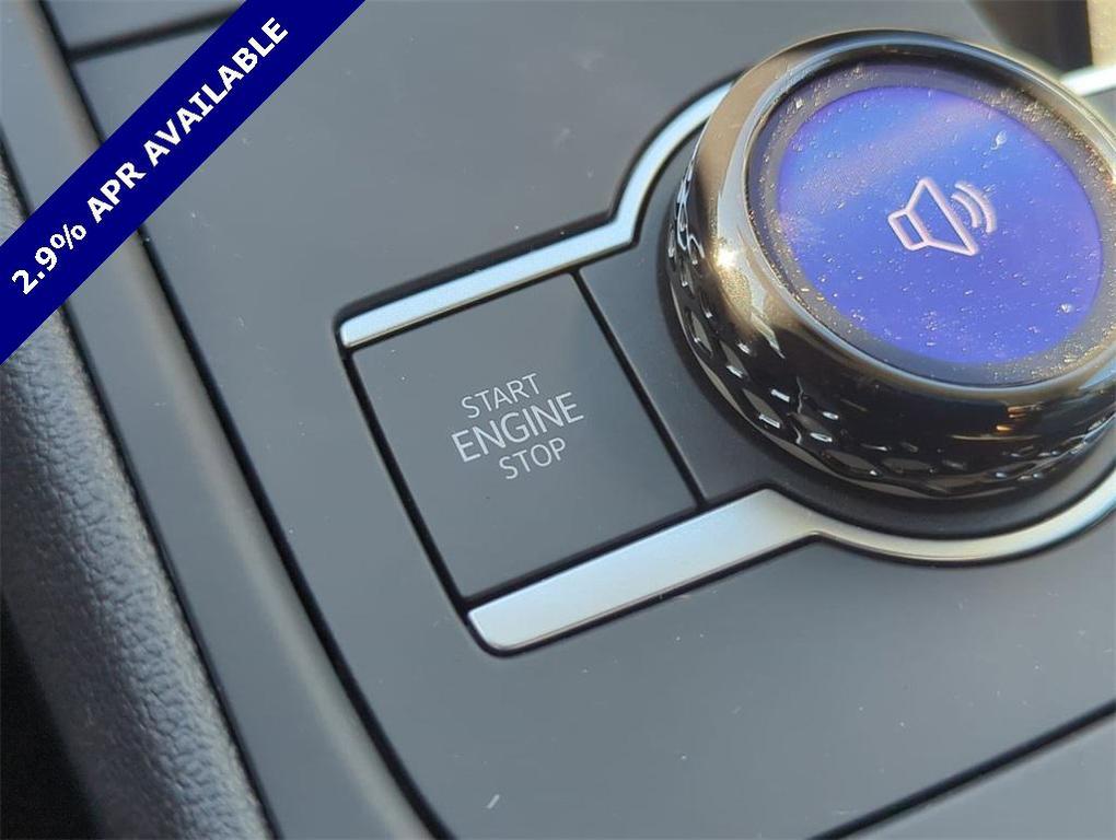 new 2025 Volkswagen Tiguan car, priced at $35,270