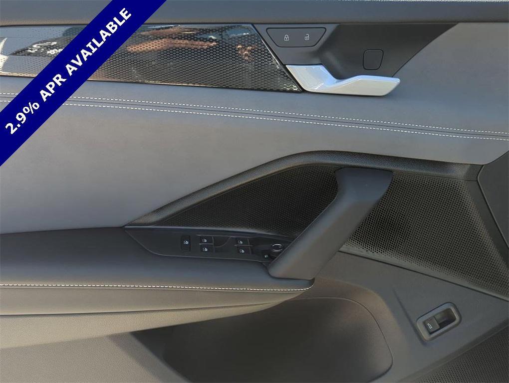 new 2025 Volkswagen Tiguan car, priced at $35,270