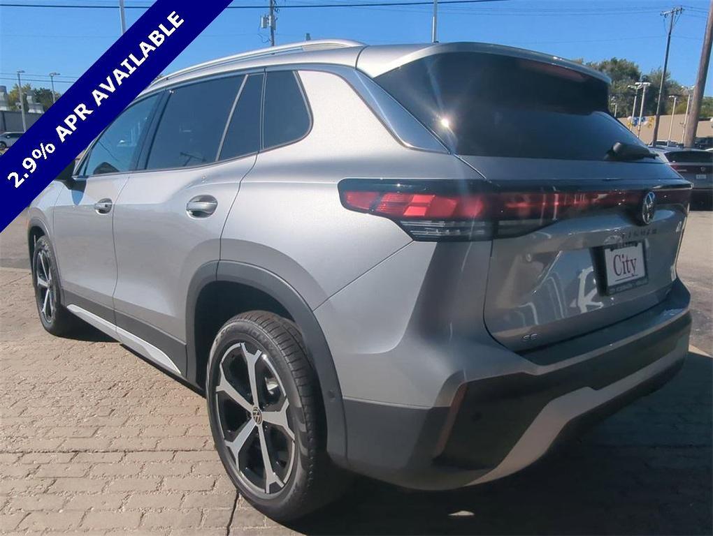 new 2025 Volkswagen Tiguan car, priced at $35,270