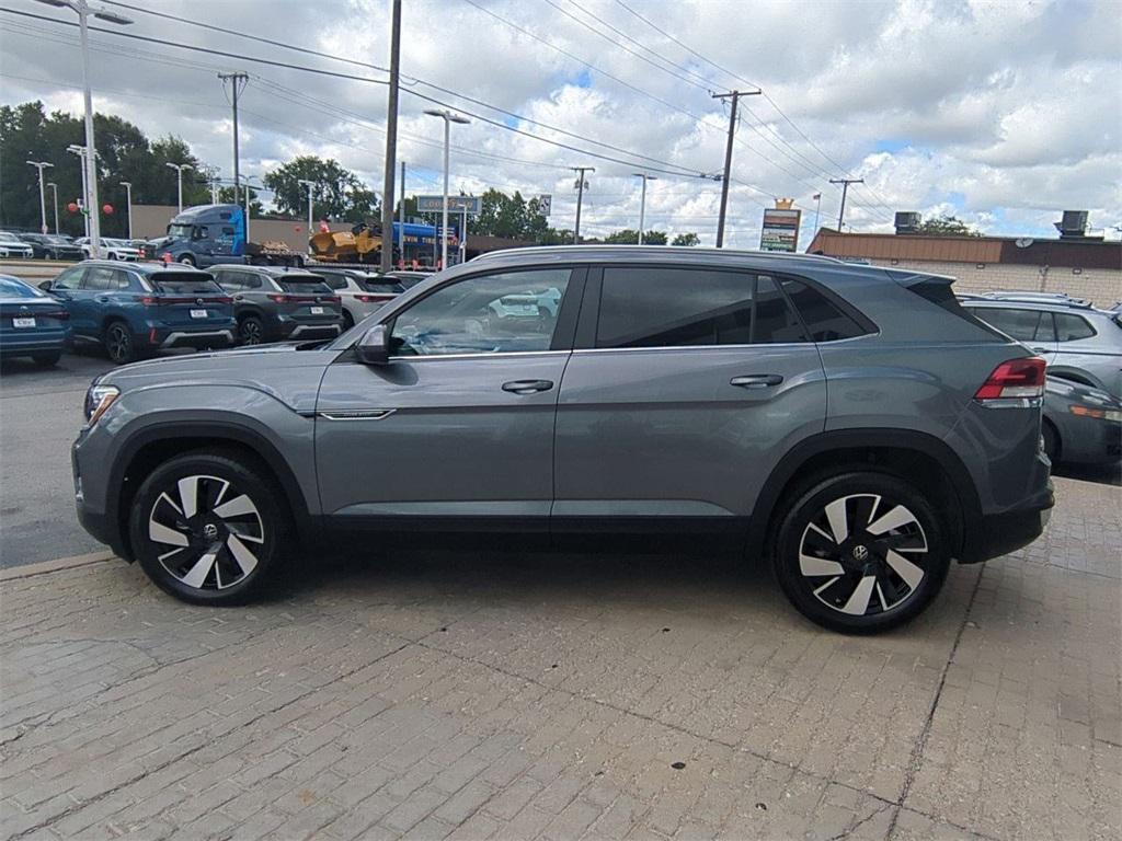 used 2025 Volkswagen Atlas Cross Sport car, priced at $38,250