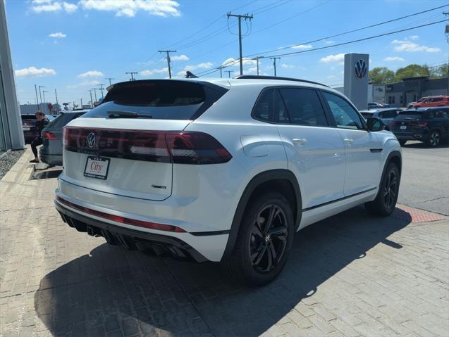 new 2025 Volkswagen Atlas Cross Sport car, priced at $48,917