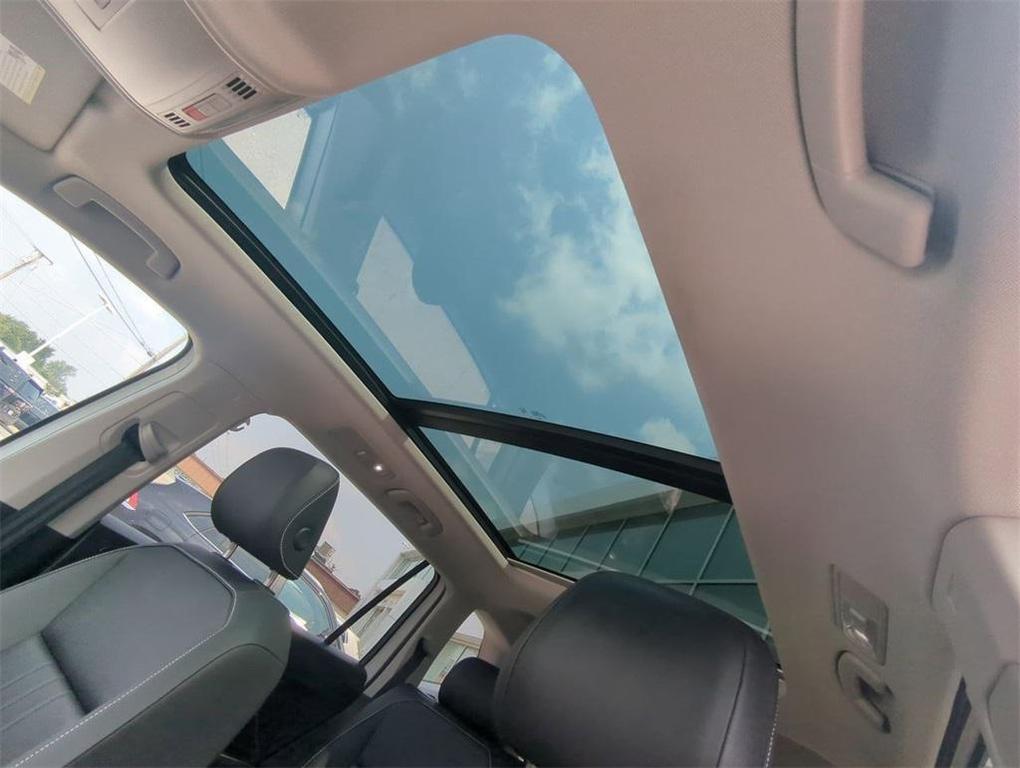 used 2023 Volkswagen Tiguan car, priced at $21,750