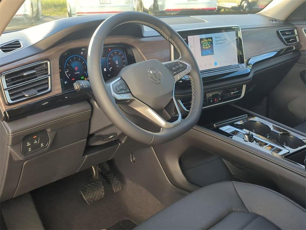 new 2026 Volkswagen Atlas car, priced at $51,081
