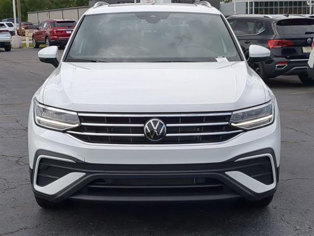 new 2024 Volkswagen Tiguan car, priced at $32,004