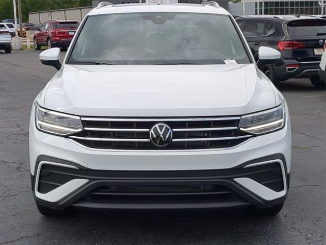 new 2024 Volkswagen Tiguan car, priced at $33,504