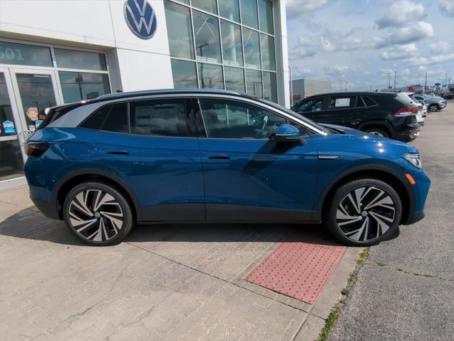 new 2025 Volkswagen ID.4 car, priced at $52,528
