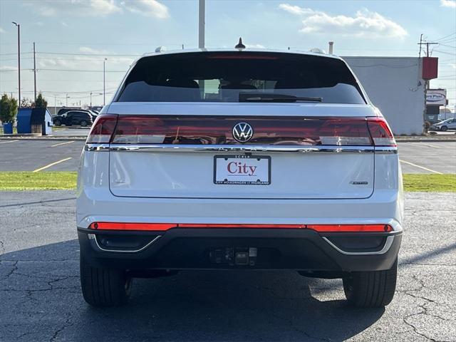 new 2025 Volkswagen Atlas Cross Sport car, priced at $45,091