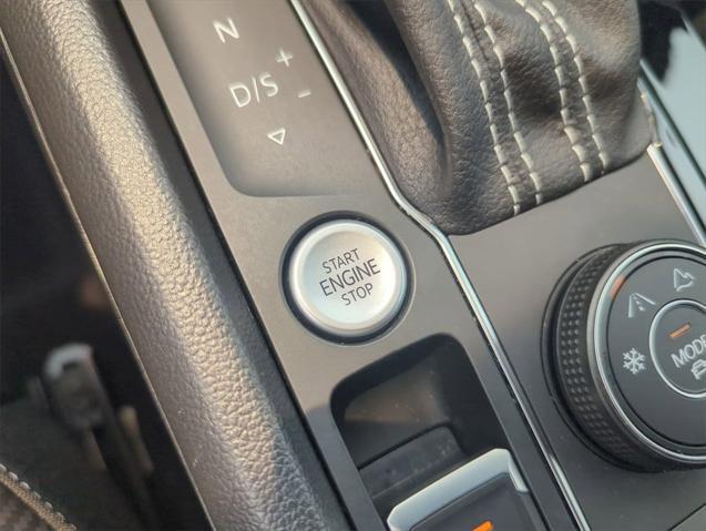 used 2022 Volkswagen Atlas Cross Sport car, priced at $31,250