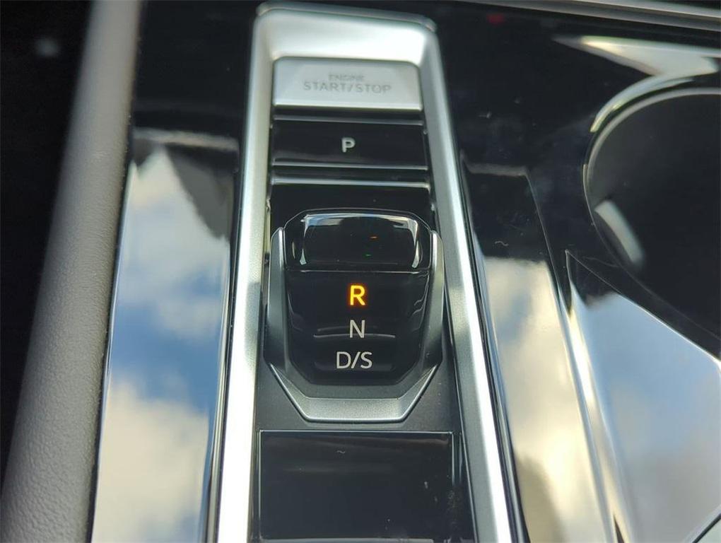 used 2025 Volkswagen Atlas car, priced at $42,195