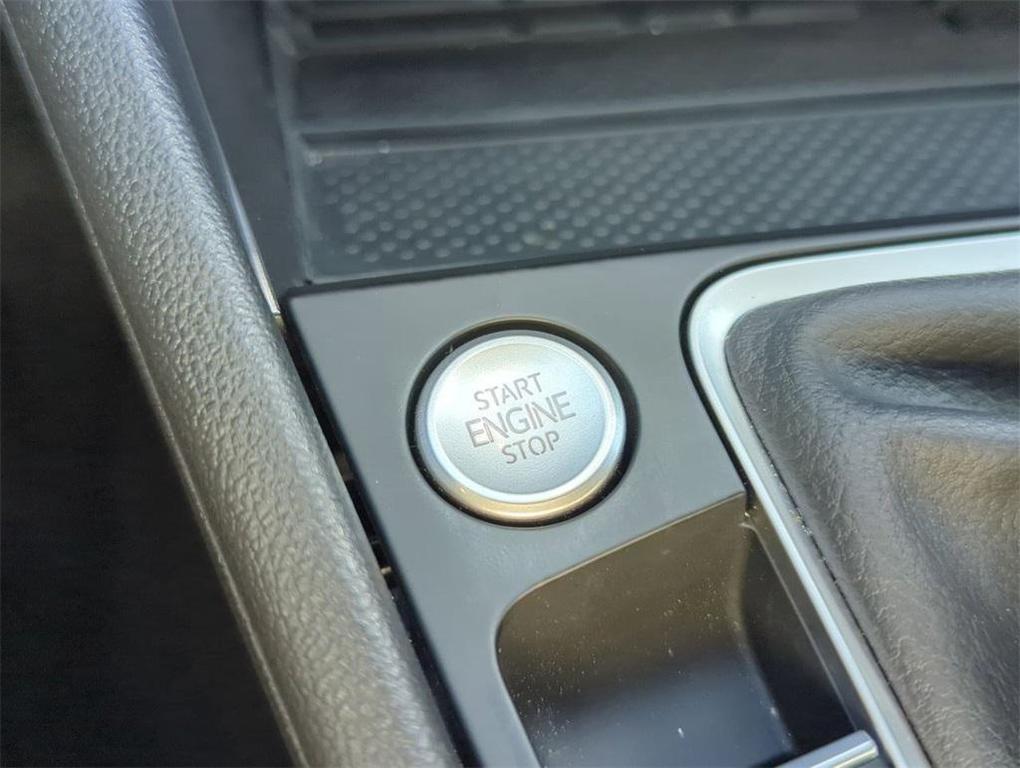 used 2025 Volkswagen Jetta car, priced at $21,900