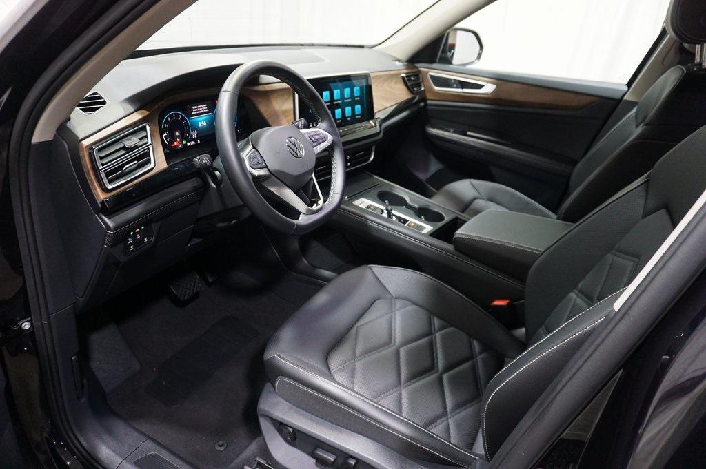 used 2024 Volkswagen Atlas car, priced at $32,790