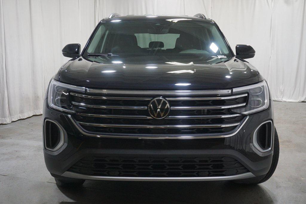 used 2024 Volkswagen Atlas car, priced at $32,790