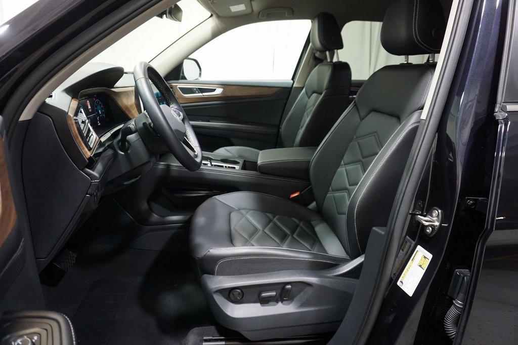 used 2024 Volkswagen Atlas car, priced at $32,790