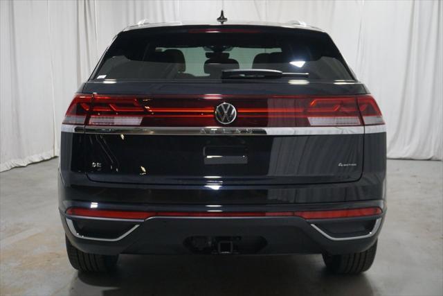 new 2025 Volkswagen Atlas Cross Sport car, priced at $45,091