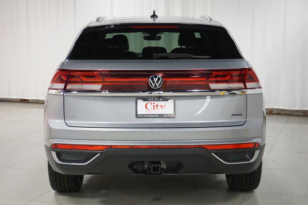 new 2025 Volkswagen Atlas Cross Sport car, priced at $43,103