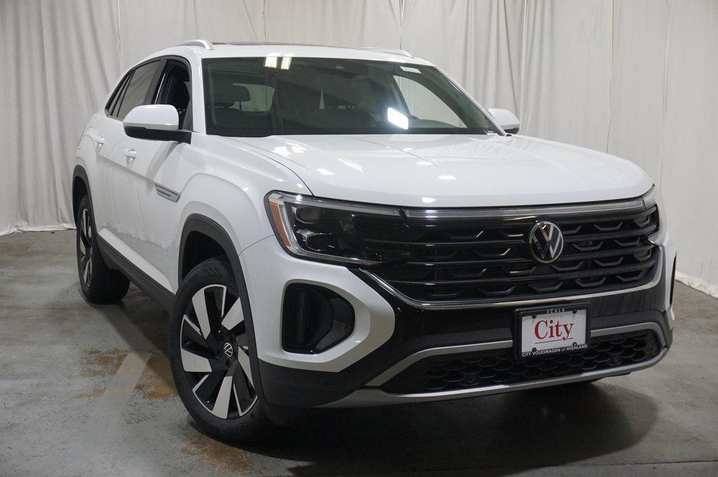 new 2025 Volkswagen Atlas Cross Sport car, priced at $40,195