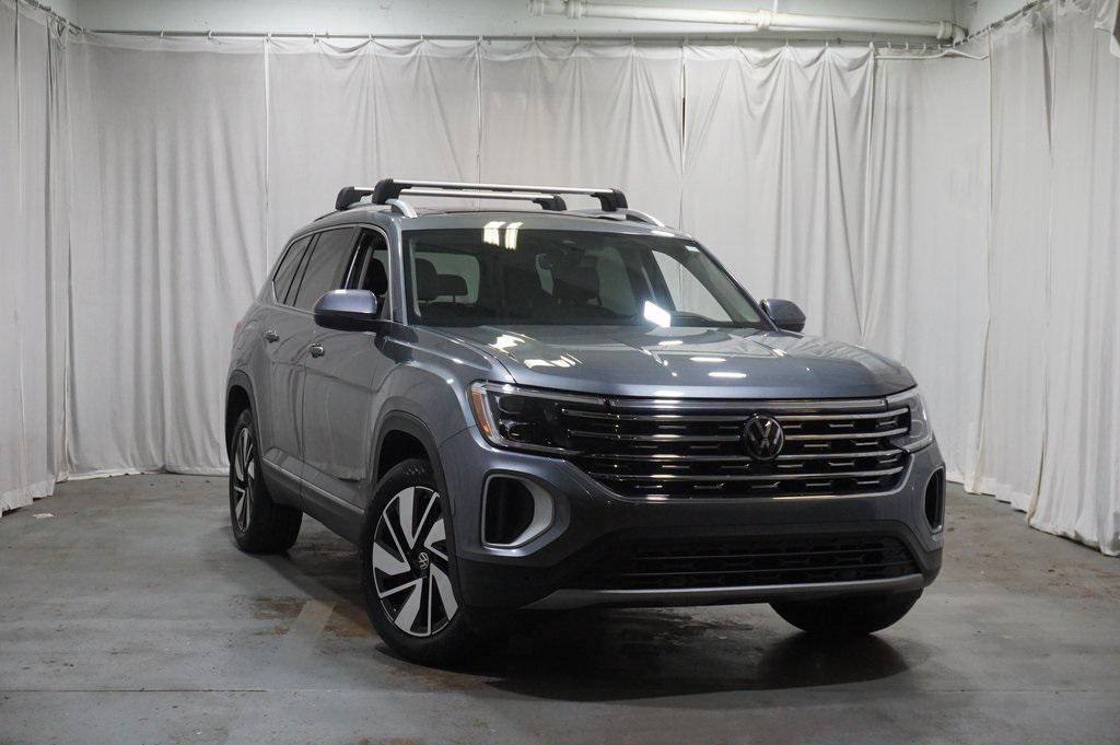 used 2025 Volkswagen Atlas car, priced at $37,990