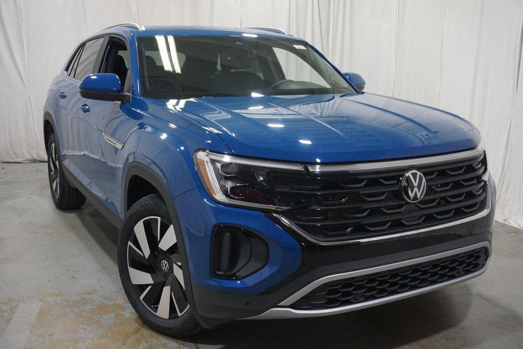 new 2025 Volkswagen Atlas Cross Sport car, priced at $42,591