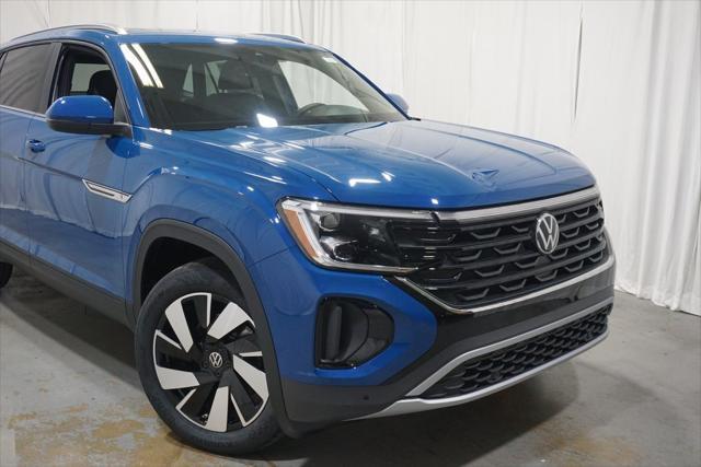 new 2025 Volkswagen Atlas Cross Sport car, priced at $43,591