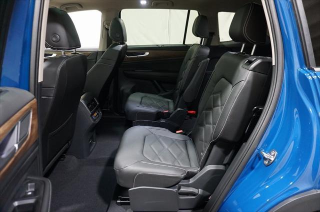 new 2025 Volkswagen Atlas car, priced at $44,573