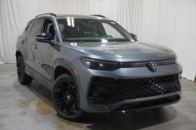 new 2025 Volkswagen Tiguan car, priced at $37,311