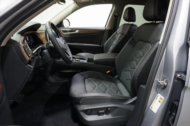 new 2025 Volkswagen Atlas car, priced at $38,506